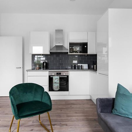 Livestay-Modern Apartments Building In Aylesbury Ейлзбері Екстер'єр фото