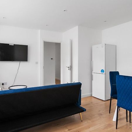 Livestay-Modern Apartments Building In Aylesbury Ейлзбері Екстер'єр фото