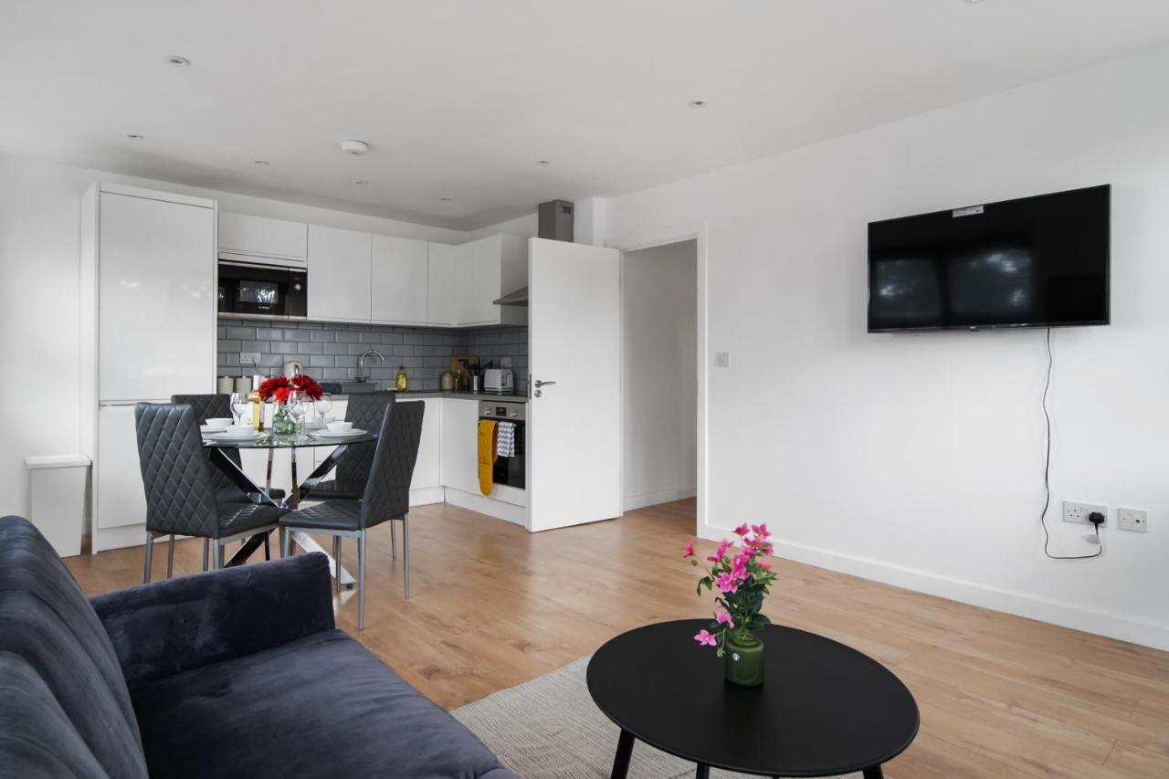 Livestay-Modern Apartments Building In Aylesbury Ейлзбері Екстер'єр фото